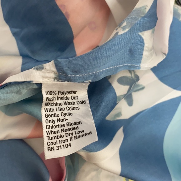 5 for $20 Cynthia Rowley blouse - Picture 4 of 4